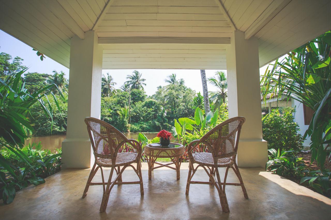 Karmel Villa Thalduwa Island - Five Bedroom Luxury Villa With Private Pool Ahangama Bagian luar foto