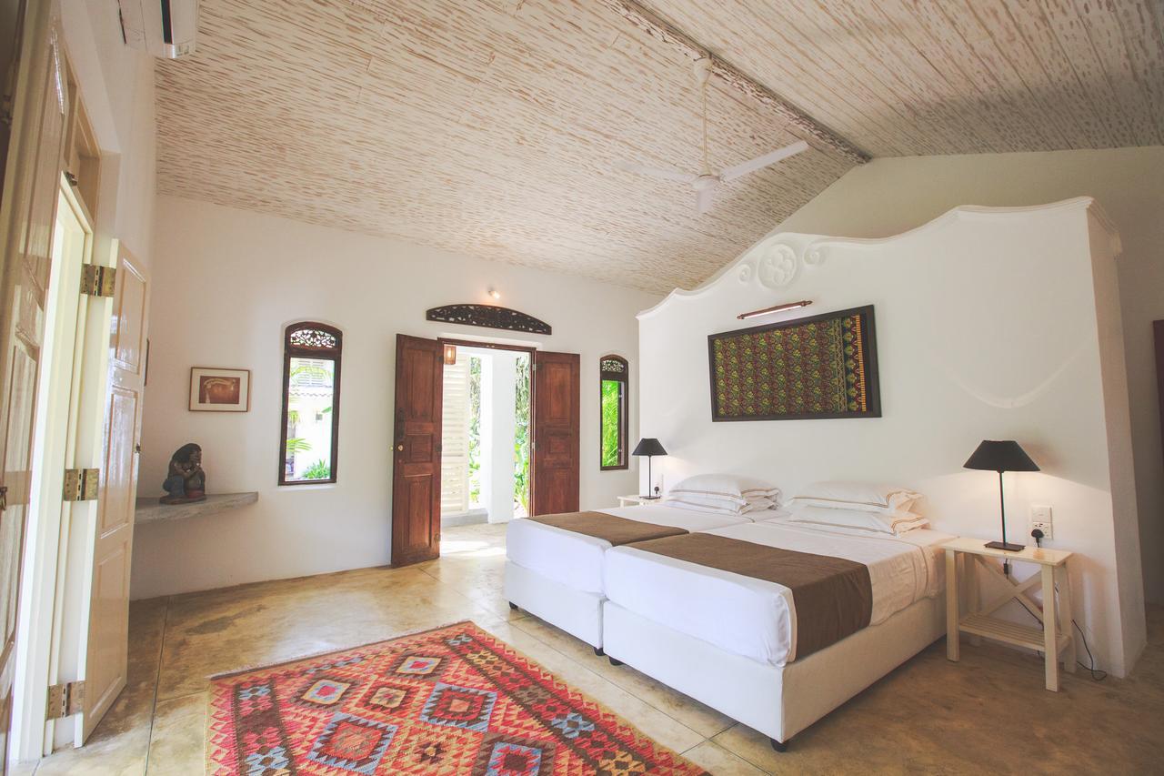 Karmel Villa Thalduwa Island - Five Bedroom Luxury Villa With Private Pool Ahangama Bagian luar foto