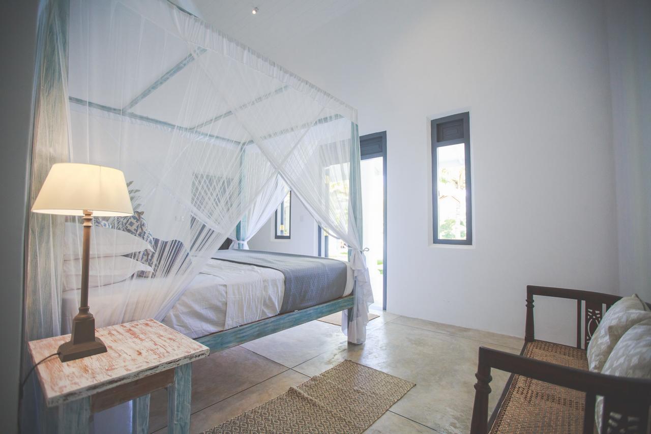 Karmel Villa Thalduwa Island - Five Bedroom Luxury Villa With Private Pool Ahangama Bagian luar foto