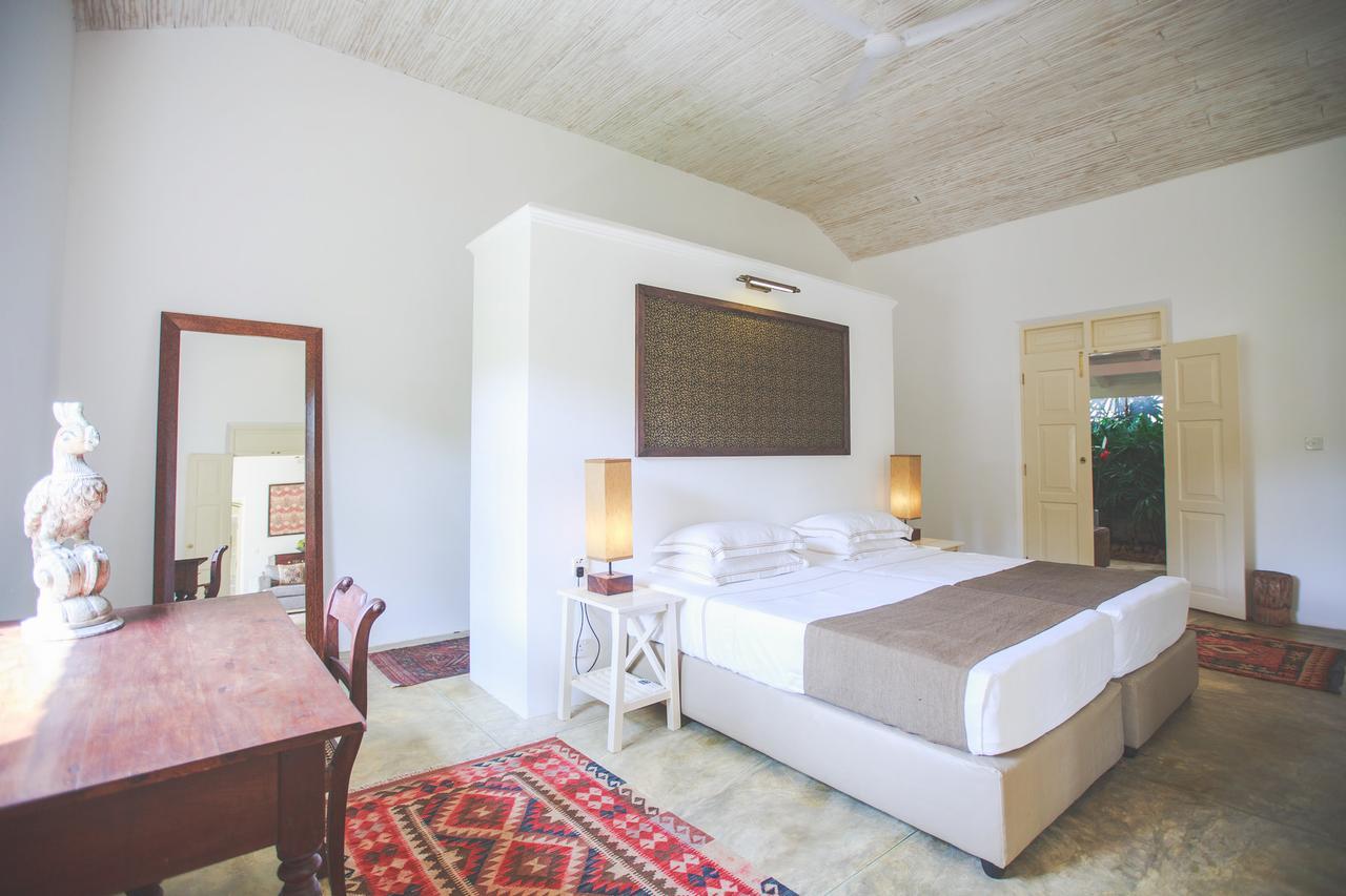 Karmel Villa Thalduwa Island - Five Bedroom Luxury Villa With Private Pool Ahangama Bagian luar foto