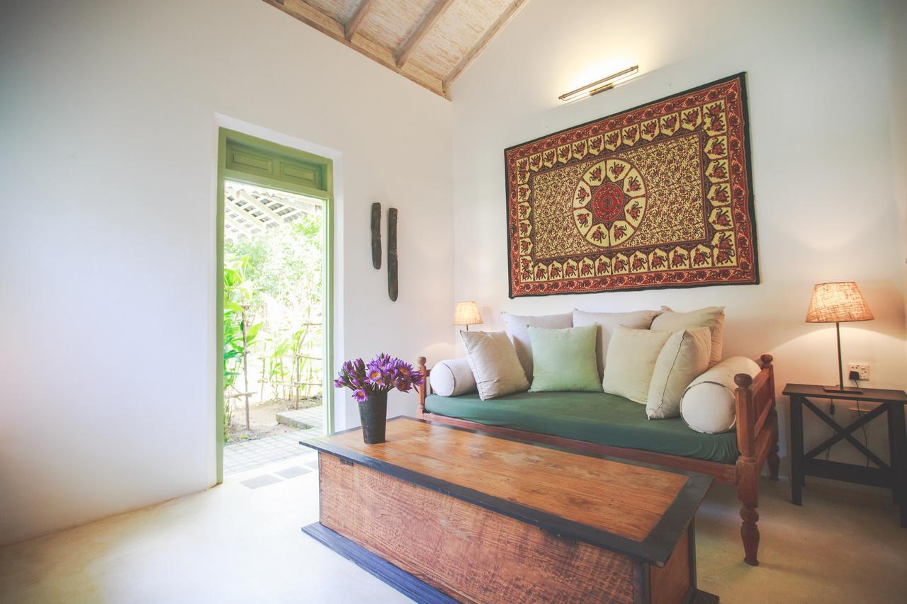 Karmel Villa Thalduwa Island - Five Bedroom Luxury Villa With Private Pool Ahangama Bagian luar foto